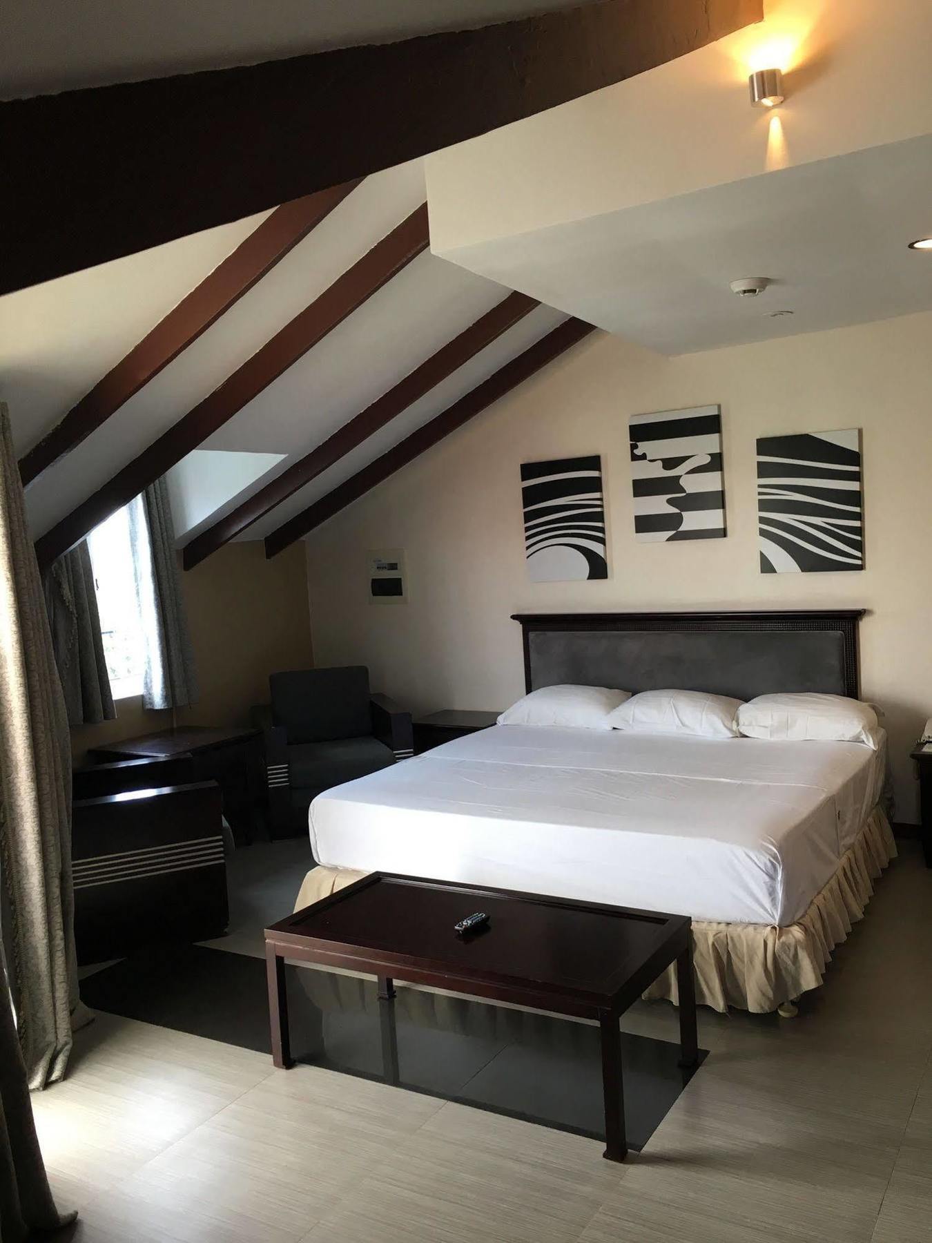 Curacao Suites Hotel วิลเลมสตัด ภายนอก รูปภาพ