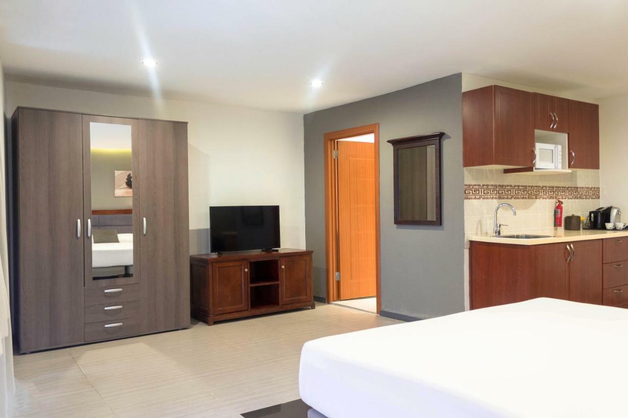 Curacao Suites Hotel วิลเลมสตัด ภายนอก รูปภาพ